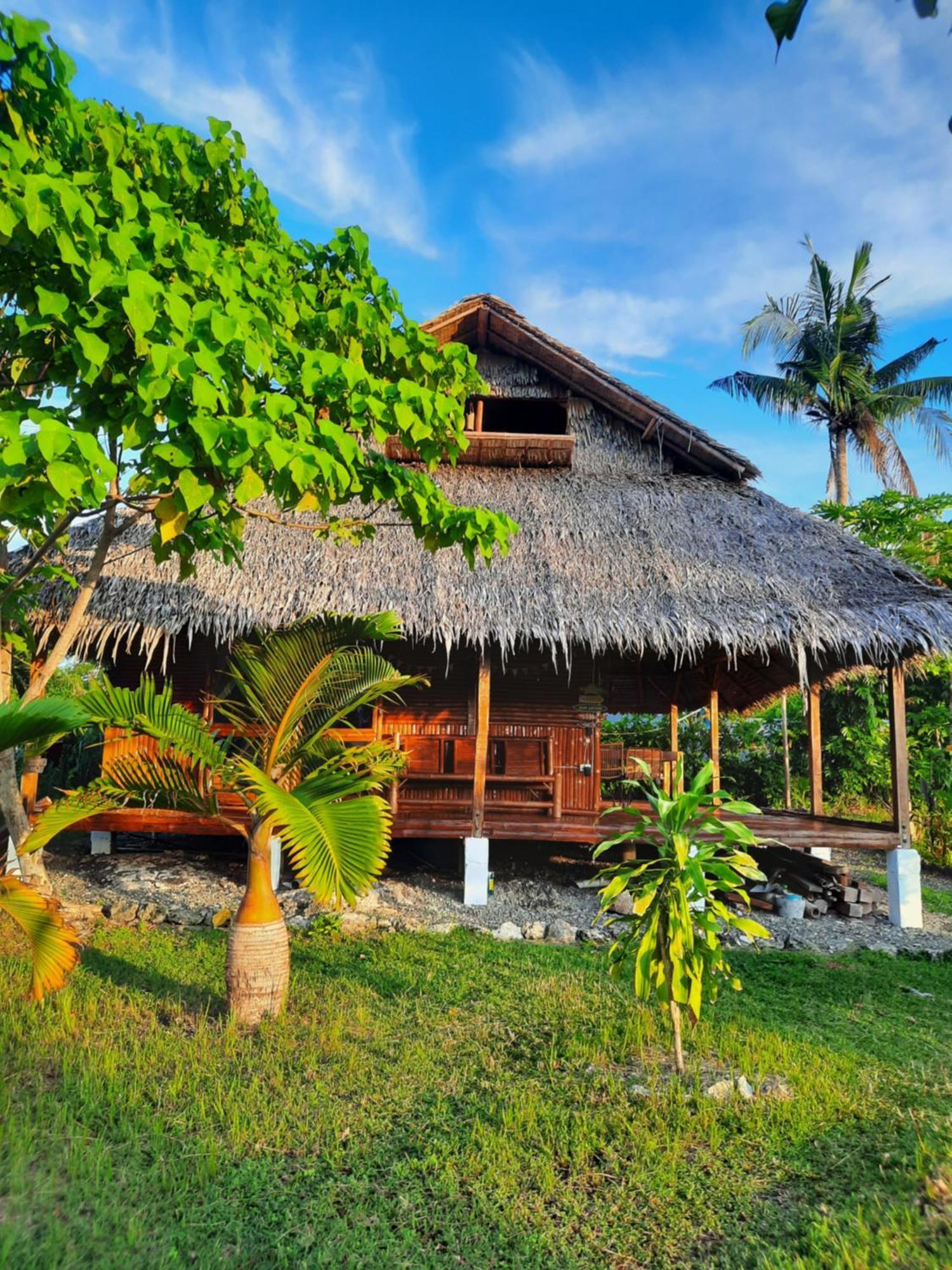 Tongo Hill Cottages Moalboal Exterior photo